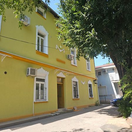 מוסטר R&N Familiy Apartments מראה חיצוני תמונה
