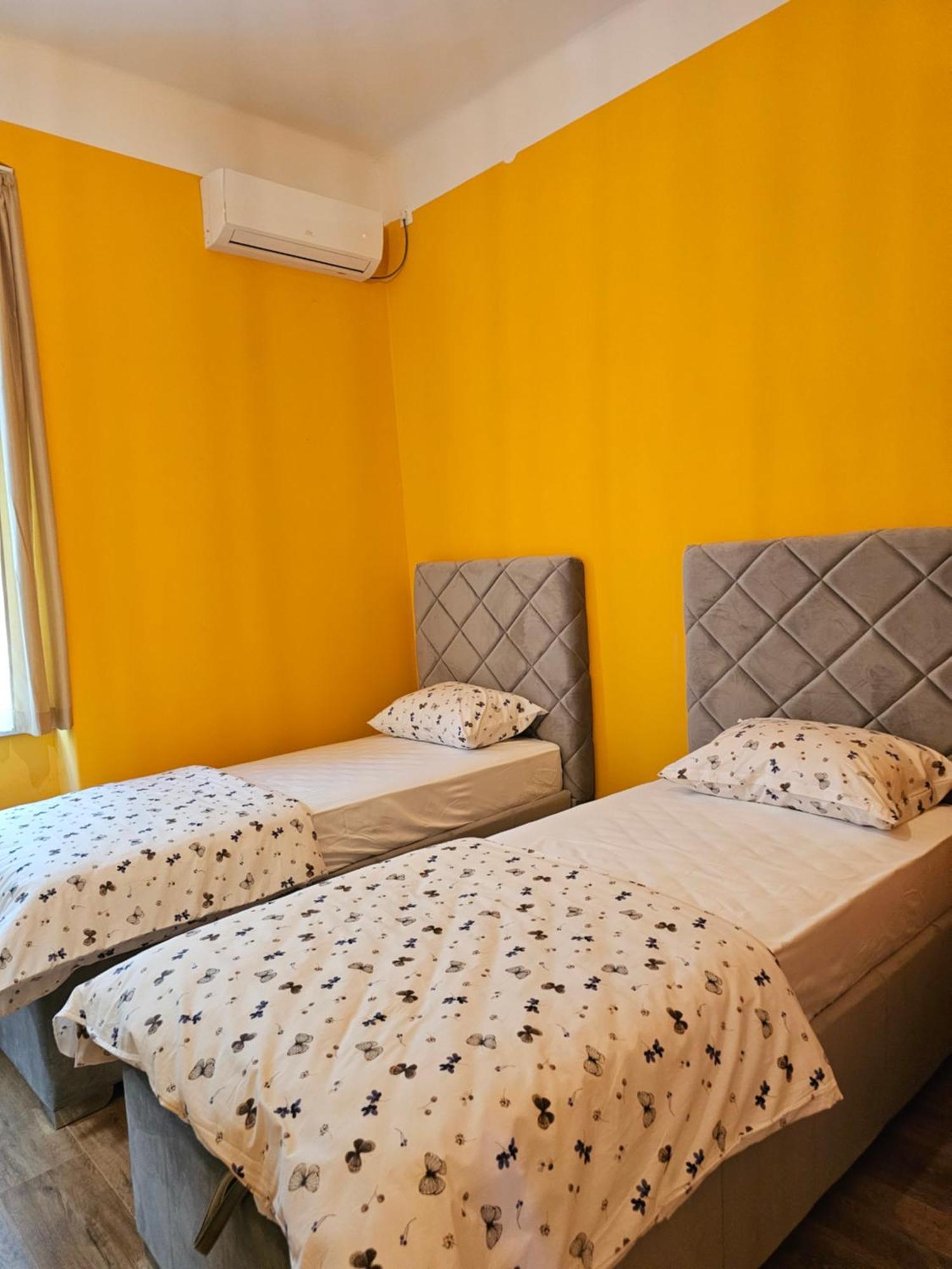 מוסטר R&N Familiy Apartments מראה חיצוני תמונה