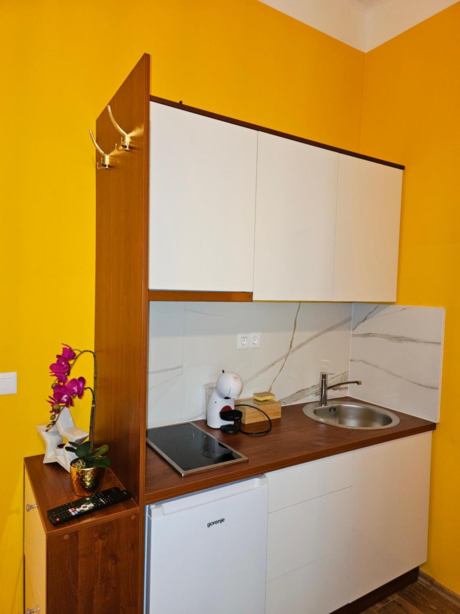 מוסטר R&N Familiy Apartments מראה חיצוני תמונה